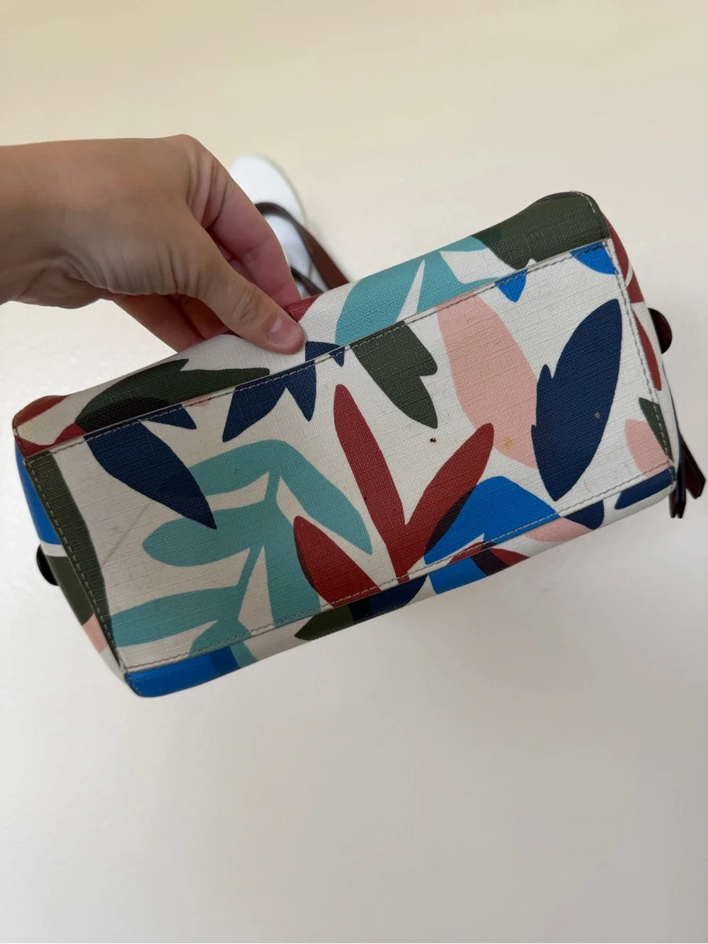FOSSIL Colorful Leaf Print Handbag
